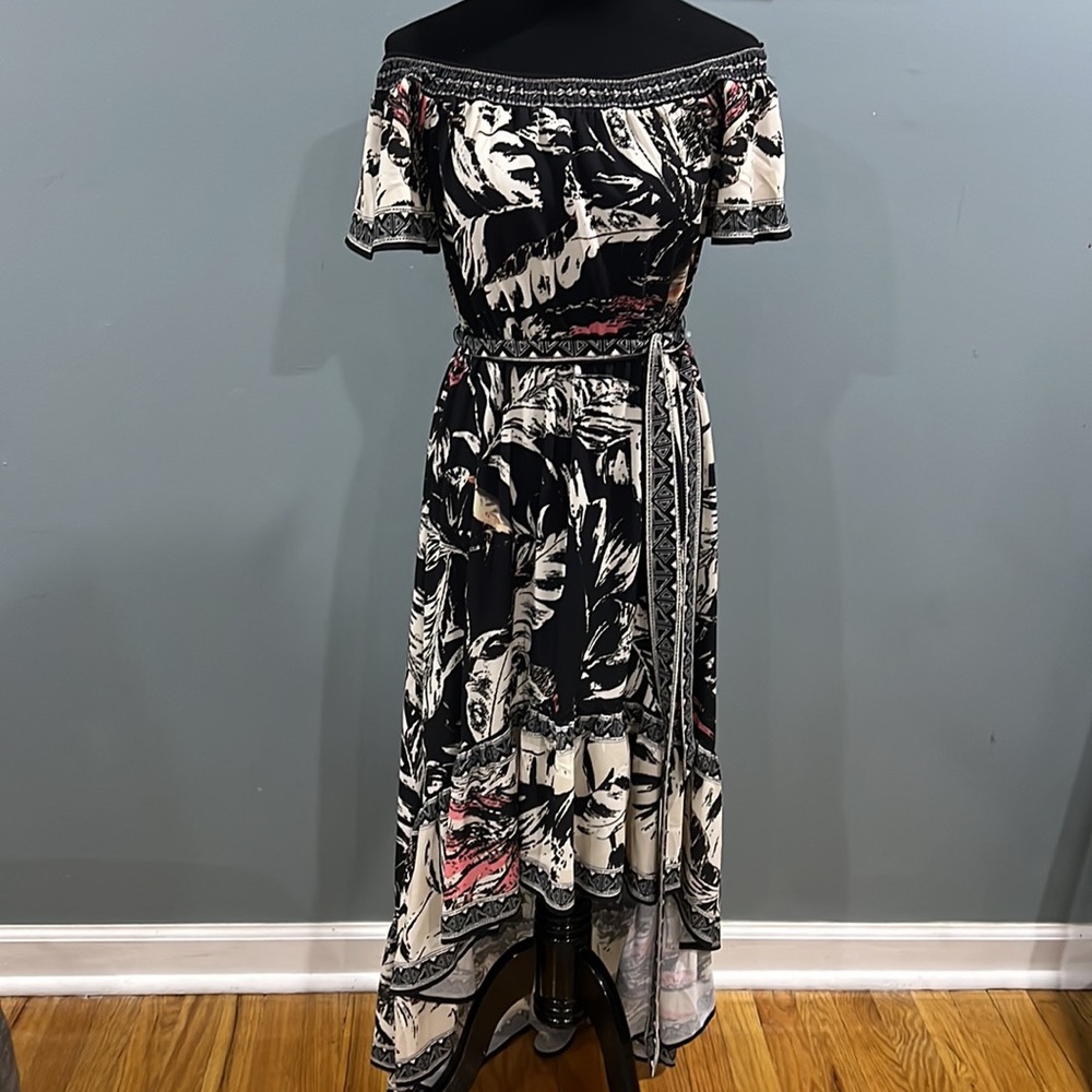Flying Tomato Black Cream Floral High-Low Off-Shoulder Dress - Picture 2 of 11